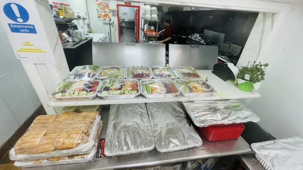 Palace Halal Food Restaurant