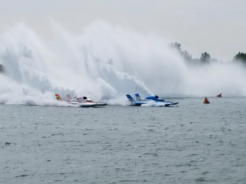 Roostertail